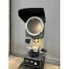 NIKON 12" OPTICAL COMPARATOR MODEL 12V WITH TURRET LENS AND DIGITAL MITUTOYO MICROMETER HEADS NICE NIKON 12" OPTICAL COMPARATOR MODEL 12V WITH TURRET LENS AND DIGITAL MITUTOYO MICROMETER HEADS NICE